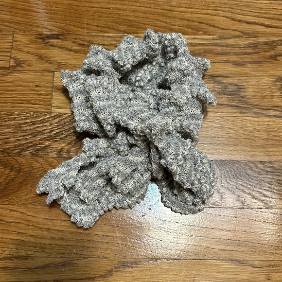 Smartworks light grey marled ruffle scarf - Picture 3 of 4